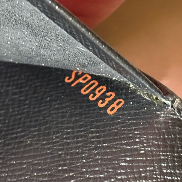 Louis Vuitton | Red Epi Leather Agenda Cover MM | Vintage Planner - Picture 16 of 16